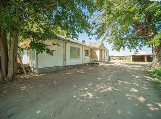 1221 Chase Rd, Grandview, WA 98930