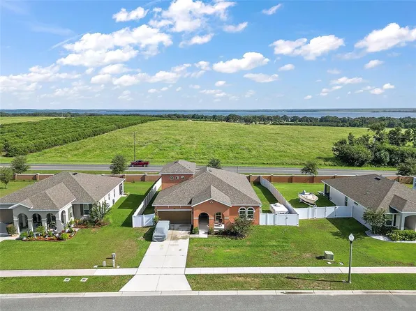 13229 Lake Yale View Loop, Grand Island, FL 32735