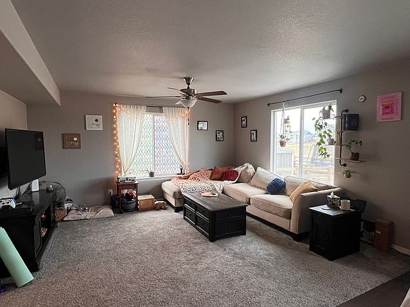 3rd image of 5562 Bristow Rd