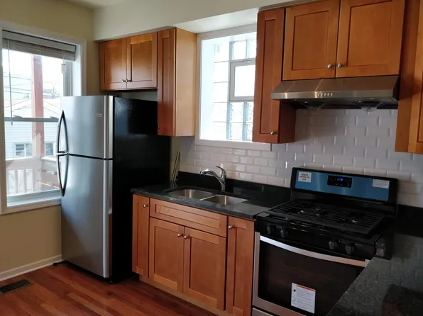 3527 S Lowe Ave Floor 1, Chicago, IL 60609