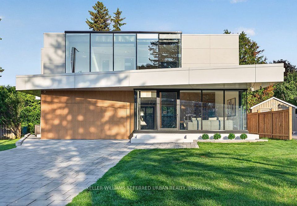 1st image of 11 Knowles Cres