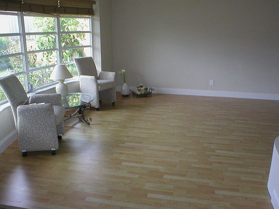 Spacious LR/DR combo with Wood floors