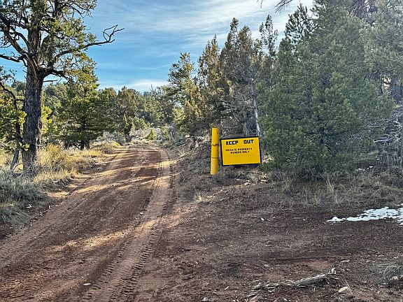 5th image of 41 N Hatch Knife Rd