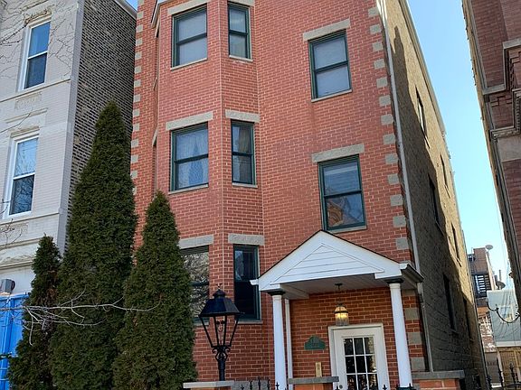 2nd image of 1411 W Superior St #G
