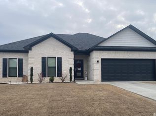 10 Clover Ridge Dr, Vilonia, AR 72173