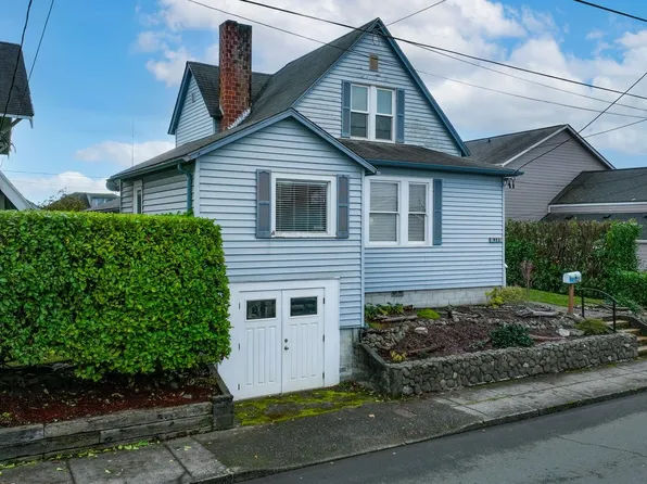 911 1st Ave, Seaside, OR 97138