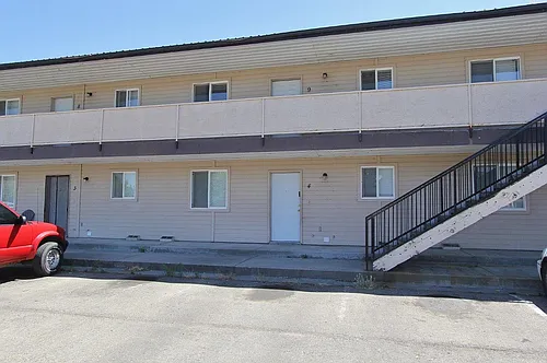 551 N Moffatt Ave #9 Photo 1