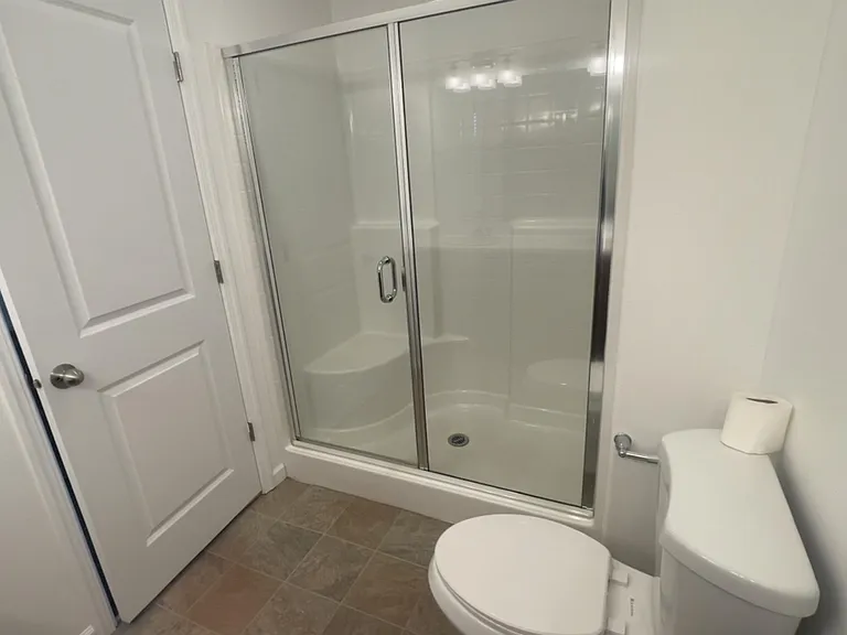 2224 Eldridge Ave — Photo 11