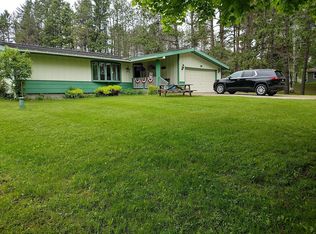 10521 S 75th Rd, Rapid River, MI 49878