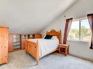 12900 Meadow Glen Way, Poway, CA 92064