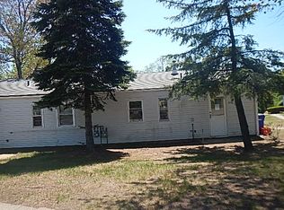 57 Elm Cors #A, Windsor Locks, CT 06096