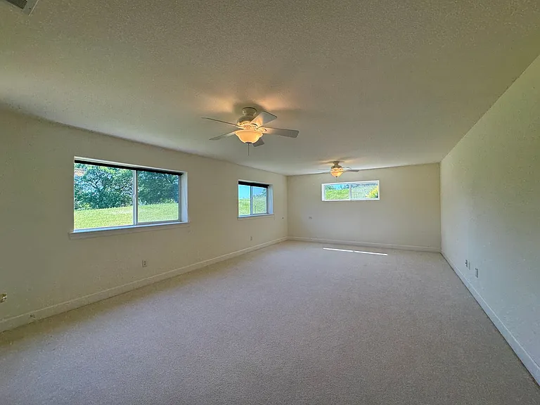 6255 Peacock Way — Photo 40