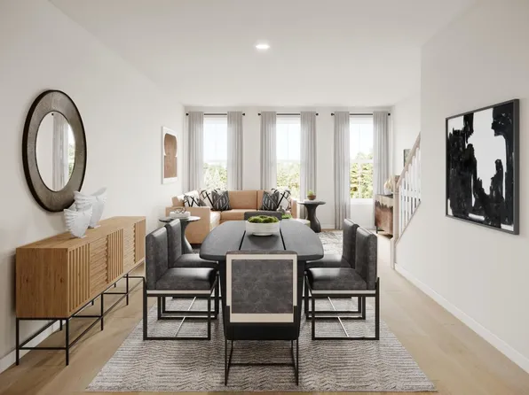 25031 Deselby Sq, Chantilly, VA 20152