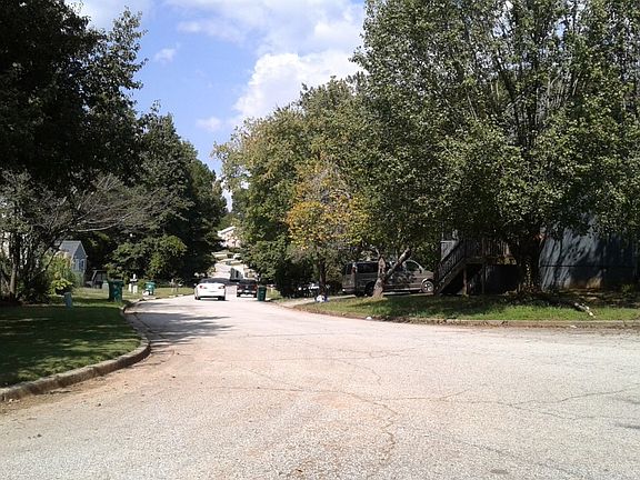 5th image of 6415 Bedford Ln
