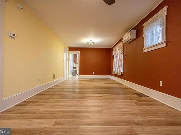 5th image of 4 W Homestead Ave