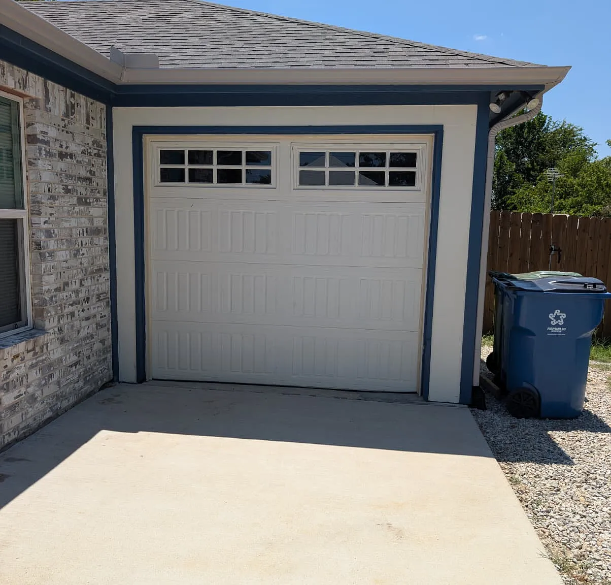 113 E Pecan St — Photo 2