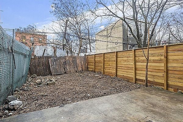 1st image of 71 Clermont Ave Floor 1