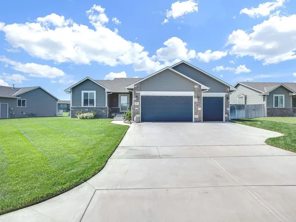 885 N Cloverleaf St, Goddard, KS 67052