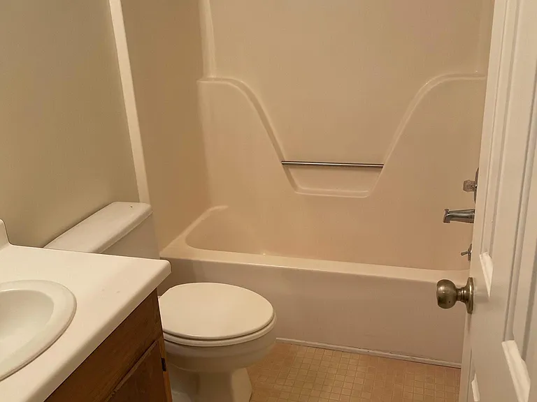 133 Sleepy Creek Dr — Photo 5