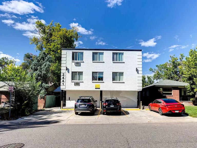 2441 S. York St. — Photo 18