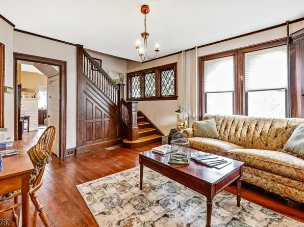 2489 MAIN STREET, LAWRENCEVILLE, NJ 08648