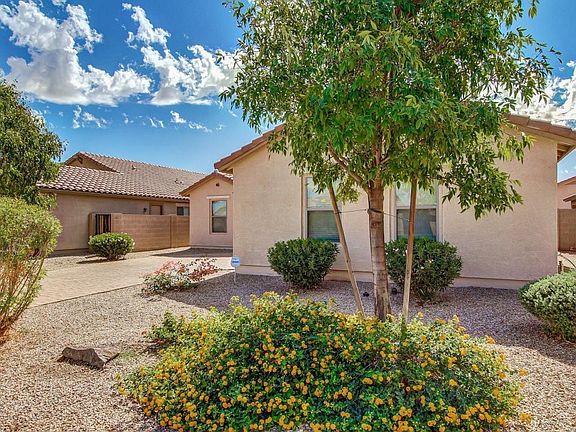 3rd image of 669 W Desert Glen Dr