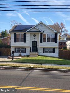 803 Eastern Ave, Capitol Heights, MD, 20743