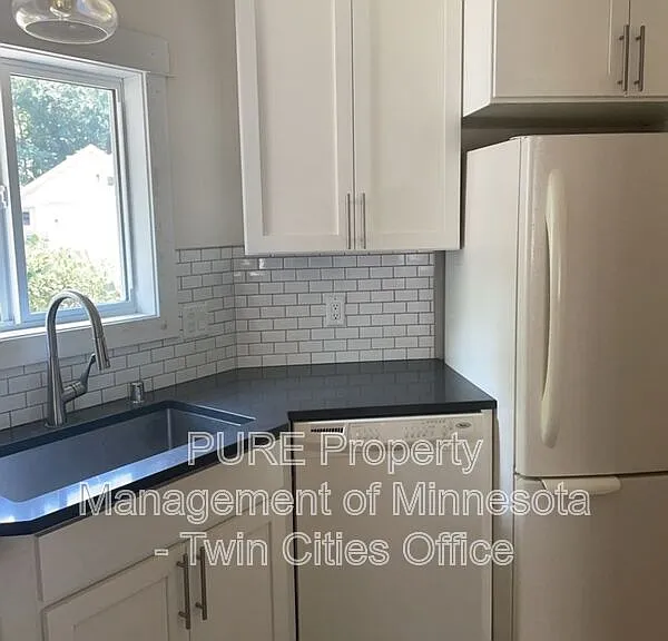 1390 Granada Trl N — Photo 5