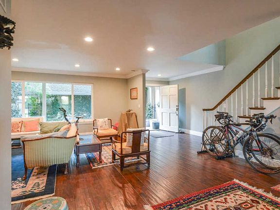 4th image of 14636 Fieldstone Dr