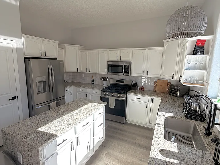 10527 Cadiz St NW — Photo 6