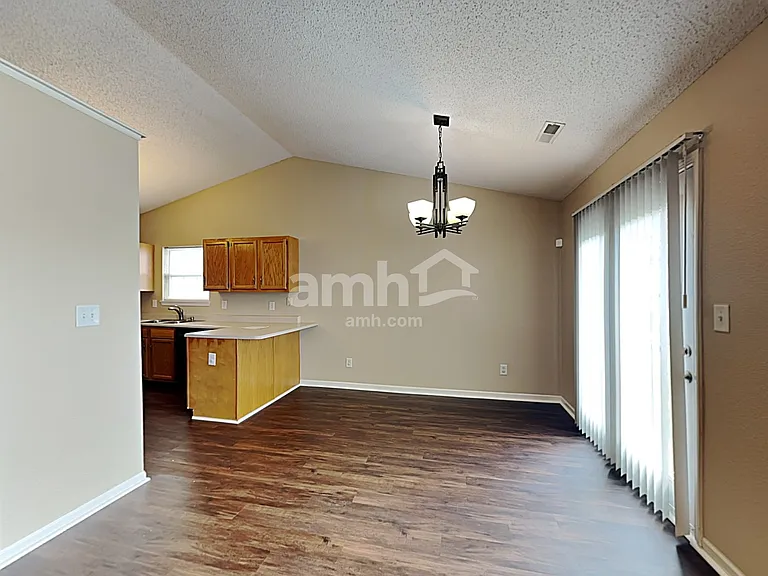 5606 Wood Hollow Dr — Photo 5