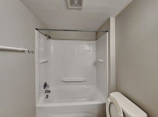 192 E 11th Ave APT B, Columbus, OH 43201