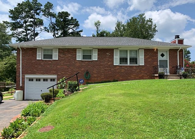 1st image of 2516 Cherrywood Ln SW