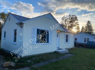 7093 Elizabeth Lake Rd, Waterford, MI 48327