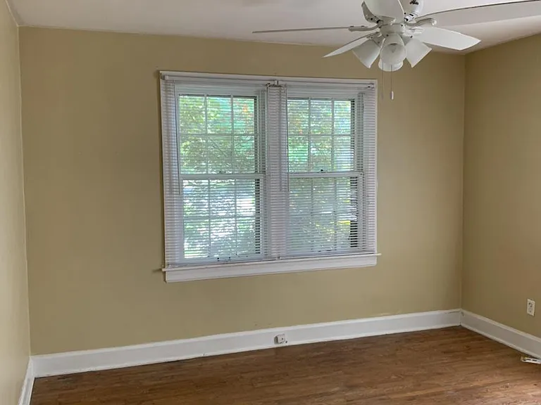1337 E Monroe St — Photo 18