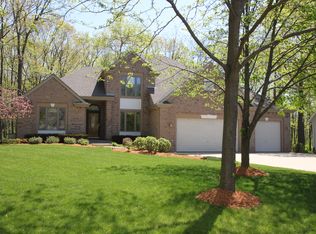 6835 Park Ln, Wind Lake, WI 53185