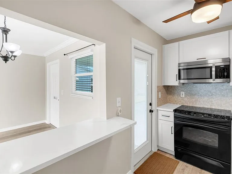 5996 Hibiscus Dr #6 — Photo 23