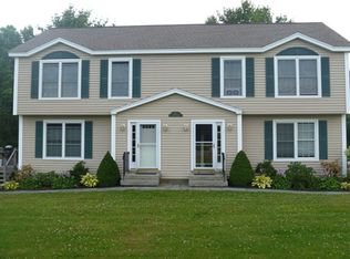 37 Hunter Rd #B, Freeport, ME 04032