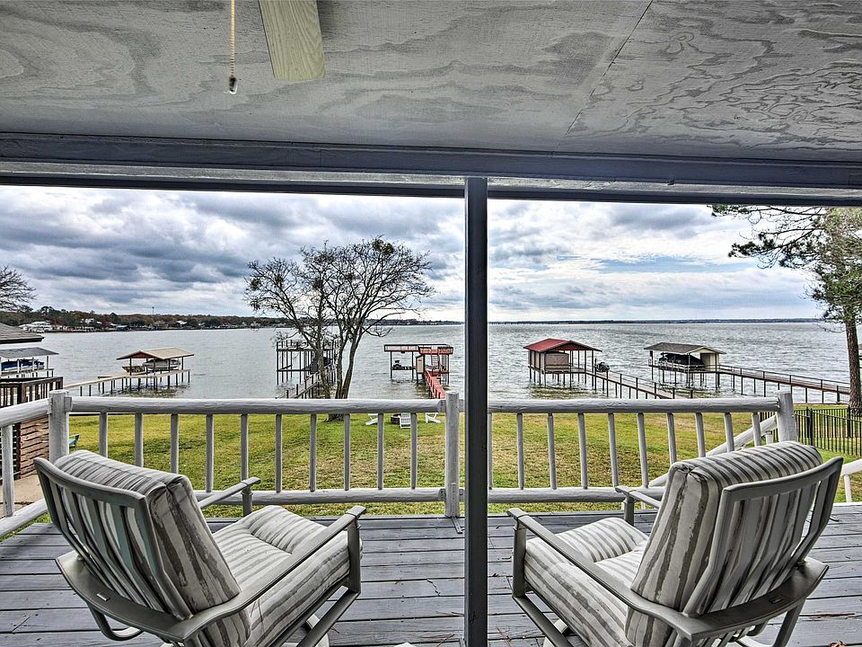 1st image of 227 Admiral Dr