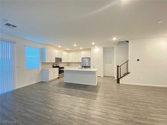 5th image of 9971 Cluny Ave