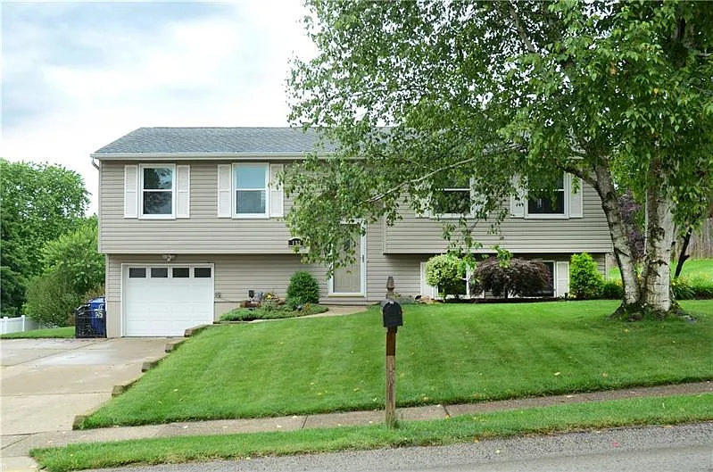133 Cranbrooke Dr photo 1