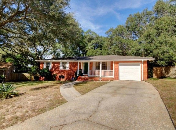 2nd image of 43 Lehigh Cir