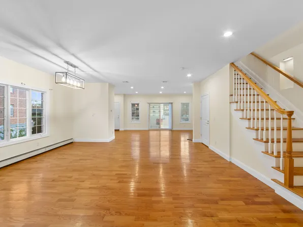 333 Lincoln Avenue image 19 of 37