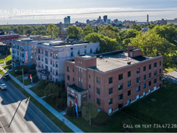 401 W Bancroft St #402, Toledo, OH 43620