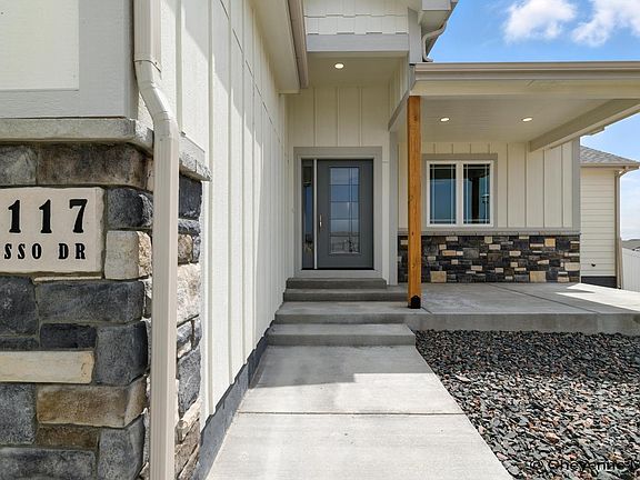 2nd image of 7205 Amberjack Dr