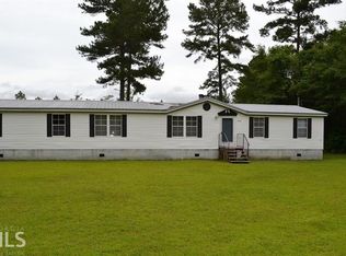 6505 Buchan Rd, Pembroke, GA 31321