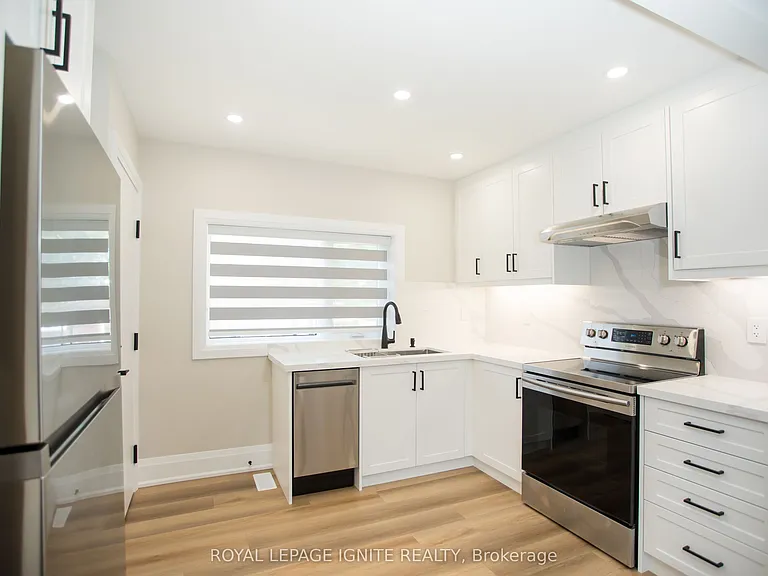 38 Parent Ave #MAIN — Photo 16