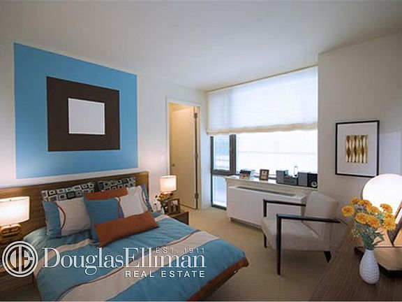 3rd image of 188 Ludlow St APT 6J