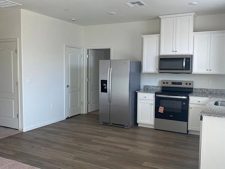 4408 Santa Fe St — Photo 17