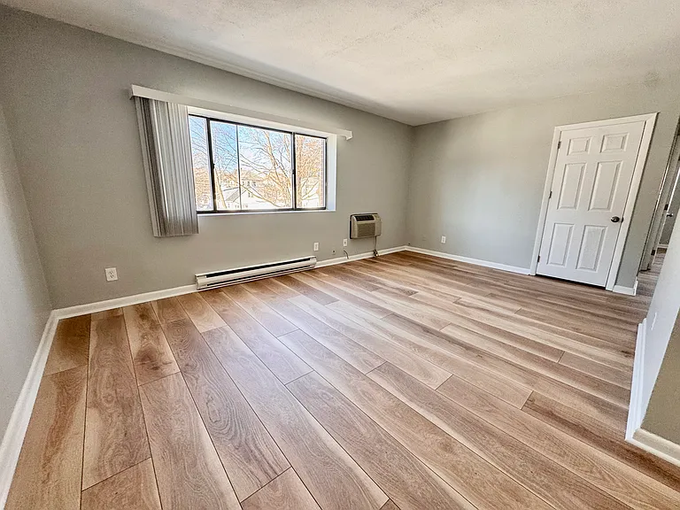 837 River St #12 — Photo 5